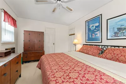 17519 74th Avenue, Fresh Meadows, NY 11366 - Photo 9