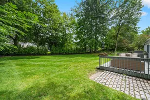 131 Huntley Dr, Ardsley, NY 10502 - Photo 35