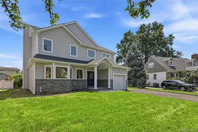 38 Surrey Road, New Hyde Park, NY 11040 - Photo 3
