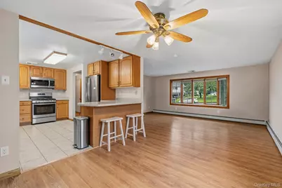 30 Lancer Drive, Newburgh, NY 12550 - Photo 7