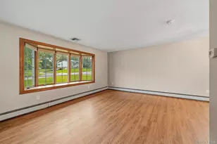 30 Lancer Dr, Newburgh, NY 12550 - Photo 3