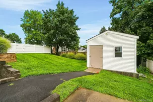30 Lancer Dr, Newburgh, NY 12550 - Photo 35