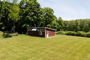 268 E Fallkill Rd, Hyde Park, NY 12538 - Photo 19