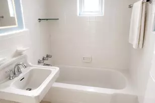 220 Pelham Rd, New Rochelle, NY 10805 - Photo 7