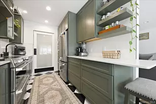 250 N Village Ave, Rockville Centre, NY 11570 - Photo 11