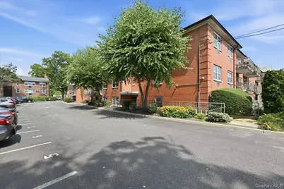 250 N Village Avenue #B2, Rockville Centre, NY 11570 - Photo 33