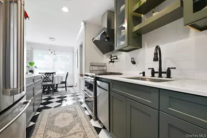 250 N Village Avenue #B2, Rockville Centre, NY 11570 - Photo 7