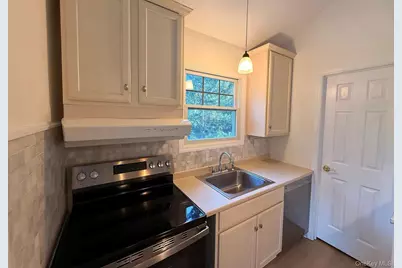 22 William Penn Drive, Stony Brook, NY 11790 - Photo 13