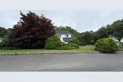26 Bailey Lane, Manorville, NY 11949 - Photo 3
