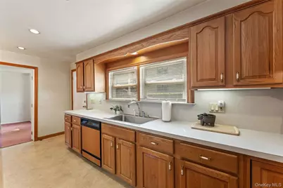 9 School Street, White Plains, NY 10606 - Photo 5