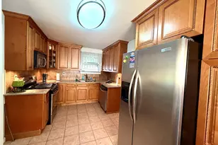 59-41 161st St, Flushing, NY 11365 - Photo 9