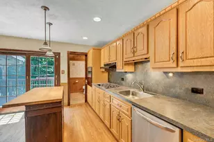 29 Columbine Ave N, Hampton Bays, NY 11946 - Photo 21