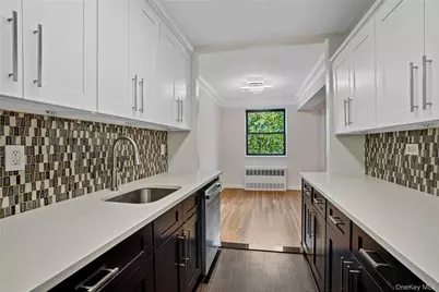 84-10 153rd Avenue #3L, Howard Beach, NY 11414 - Photo 5
