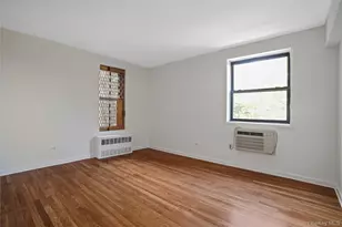 84-10 153rd Ave, Howard Beach, NY 11414 - Photo 17