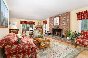 21 Bay Ave W, Hampton Bays, NY 11946 - Photo 9