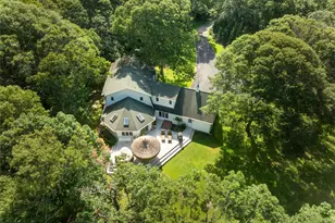 21 Bay Ave W, Hampton Bays, NY 11946 - Photo 49