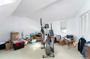 21 Bay Ave W, Hampton Bays, NY 11946 - Photo 25