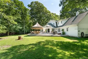 21 Bay Ave W, Hampton Bays, NY 11946 - Photo 39