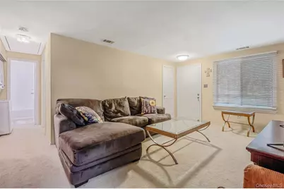 452 Birchwood Road, Medford, NY 11763 - Photo 11