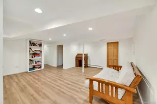34 Crestwood Ln, Ronkonkoma, NY 11779 - Photo 21