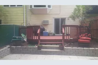 60 Halgren Crescent, Haverstraw, NY 10927 - Photo 3