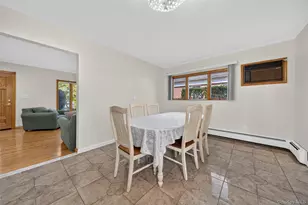 612 Marcellus Rd, Williston Park, NY 11596 - Photo 5