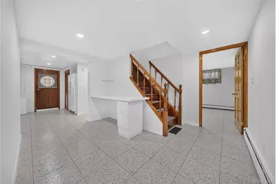 612 Marcellus Road, Williston Park, NY 11596 - Photo 19