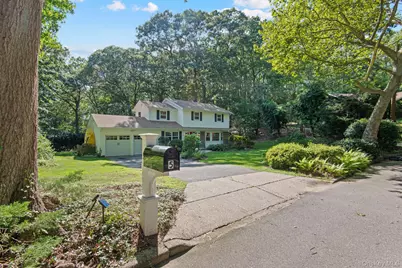 5 Harbor Court, Centerport, NY 11721 - Photo 1