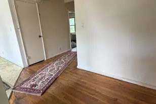 25 Edwards St, Roslyn Heights, NY 11576 - Photo 15