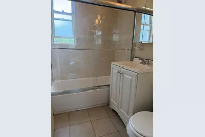 25 Edwards Street #2 E, Roslyn Heights, NY 11576 - Photo 23