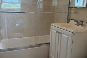 25 Edwards St, Roslyn Heights, NY 11576 - Photo 23