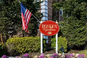 25 Edwards St, Roslyn Heights, NY 11576 - Photo 3