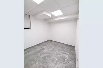 12215 25 Road, College Point, NY 11354 - Photo 3