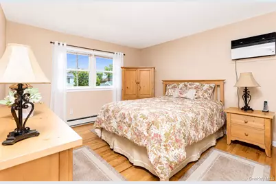 1453 10th Street, West Babylon, NY 11704 - Photo 3