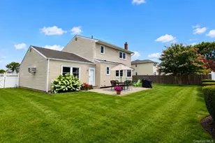 1453 10th St, West Babylon, NY 11704 - Photo 17