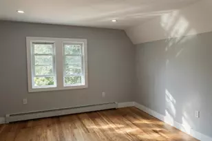115-88 220th St, Cambria Heights, NY 11411 - Photo 9