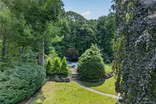 36 Arbor Ln, Dix Hills, NY 11746 - Photo 29