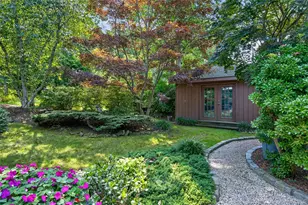 36 Arbor Ln, Dix Hills, NY 11746 - Photo 47