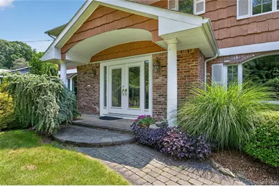 36 Arbor Lane, Dix Hills, NY 11746 - Photo 5