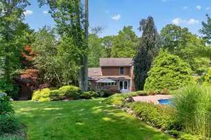 36 Arbor Ln, Dix Hills, NY 11746 - Photo 41