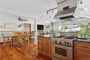 39 Jackson Pl, Massapequa, NY 11758 - Photo 9
