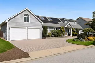 39 Jackson Pl, Massapequa, NY 11758 - Photo 3