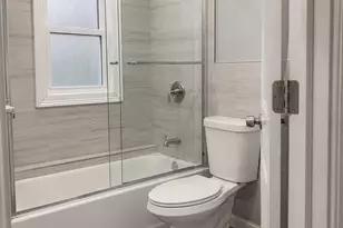 111-32 202nd St, Jamaica, NY 11412 - Photo 9