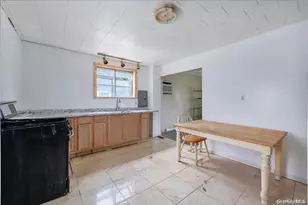 84 State Ave, Wyandanch, NY 11798 - Photo 3