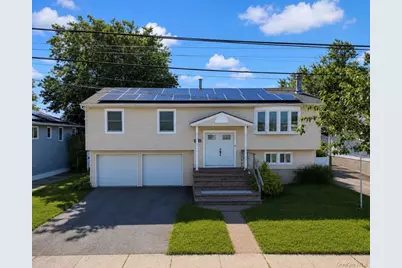 4065 Broadway, Island Park, NY 11558 - Photo 1