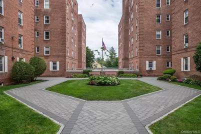 60 Locust Avenue #A-609, New Rochelle, NY 10801 - Photo 3