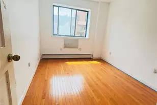 142-28 37th Ave, Flushing, NY 11354 - Photo 7