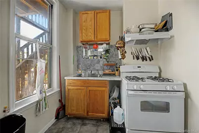 20 Aka 22 Crescent Place, Yonkers, NY 10704 - Photo 33