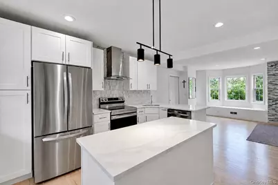 105 Harrison Avenue, Miller Place, NY 11764 - Photo 15