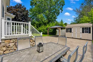 105 Harrison Ave, Miller Place, NY 11764 - Photo 31